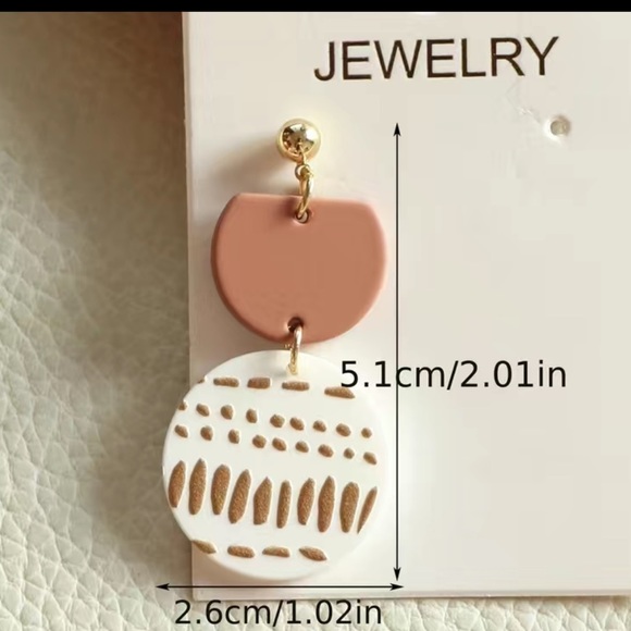 Ripple Print Round Dangle Earrings - Picture 5 of 5